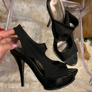 Black Steven madden platform strapped heels